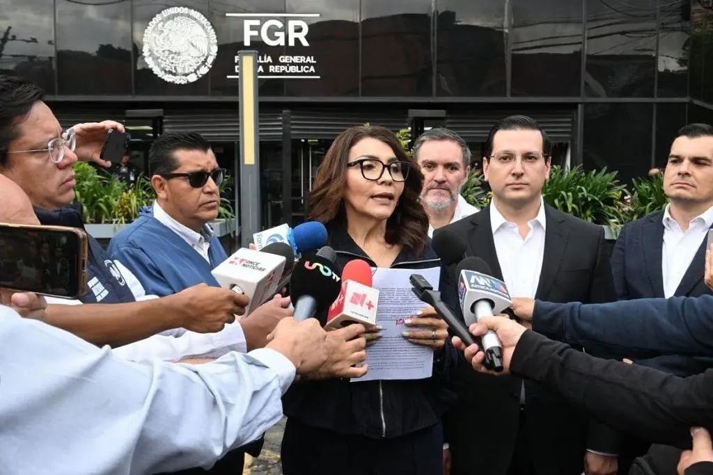 Diputados del PAN denuncian Marina del Pilar por acusaciones que implican 'traición a la patria'