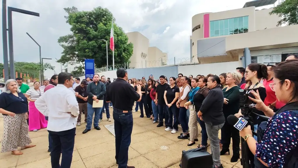Protestan empleados del PJF en Villahermosa; denuncian acoso laboral