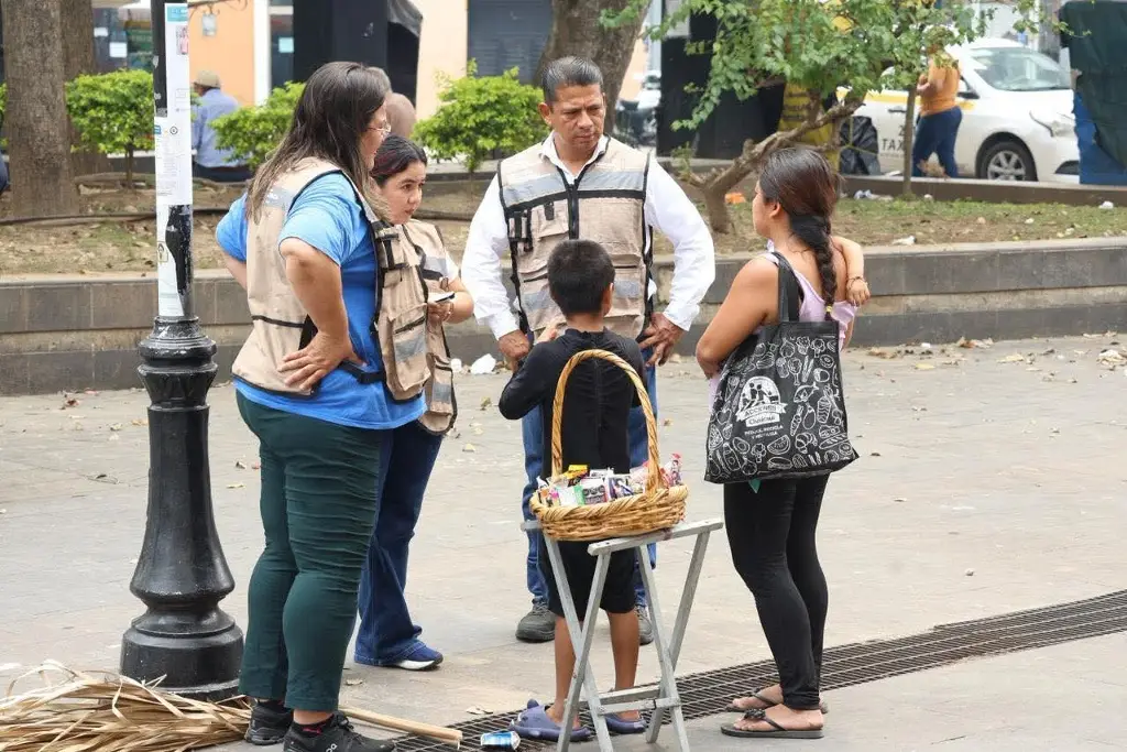 Prevén repunte de niños en cruceros en temporada decembrina; DIF reforzará operativo en calles 