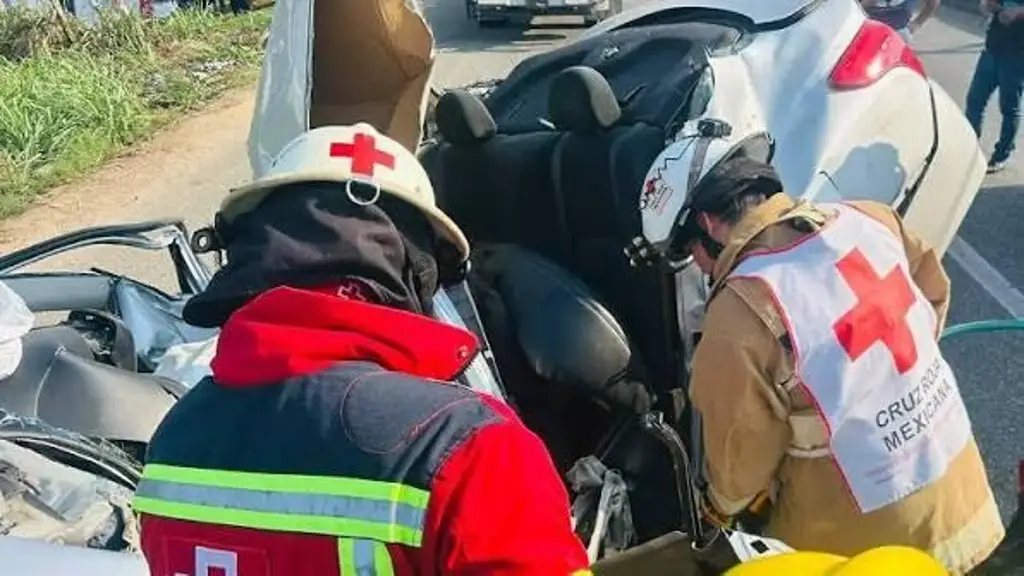 Villahermosa-Cárdenas, principal carretera con atención de accidentes para la Cruz Roja