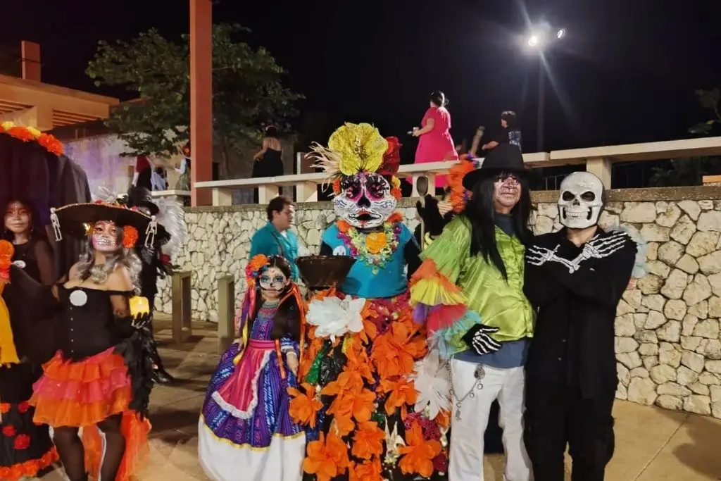Villahermosa se viste de tradición y color con el desfile 'Celebrando la Eternidad'