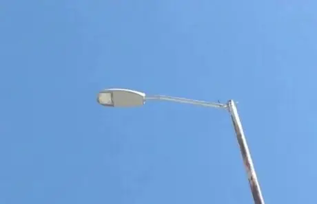 Piden mejorar el alumbrado de la calle Juan de la Barrera en Villahermosa