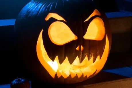 Municipio de Paraguay prohíbe Halloween por promover símbolos vinculados a muerte