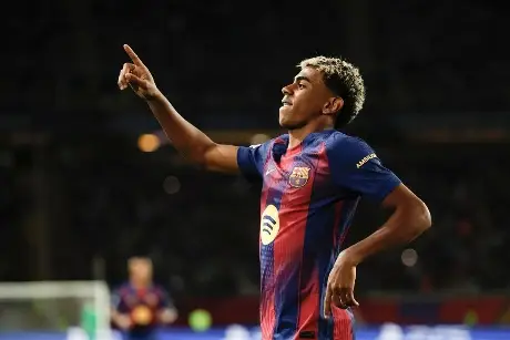 Lamine enciende ‘El Clásico’ y en Madrid lo ven como “falta de respeto”