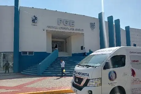 Denuncian irregularidades en integración de carpetas de investigación en la FGE