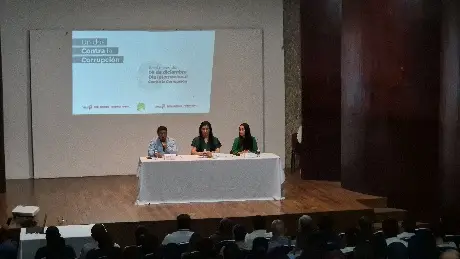 Realizan conferencia 'La Corrupción en México' en Villahermosa 