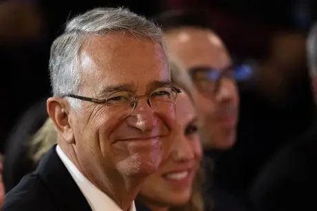 SAT confirma que Grupo Salinas ya pagó los impuestos que adeudaba