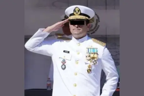 Marino detenido por huachicol fiscal vuelve a pedir a Sheinbaum intervenir en su caso