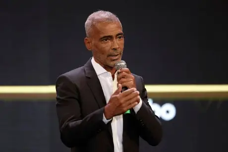 Leyenda brasileña respalda a Cristiano por abandonar la concentración de Portugal
